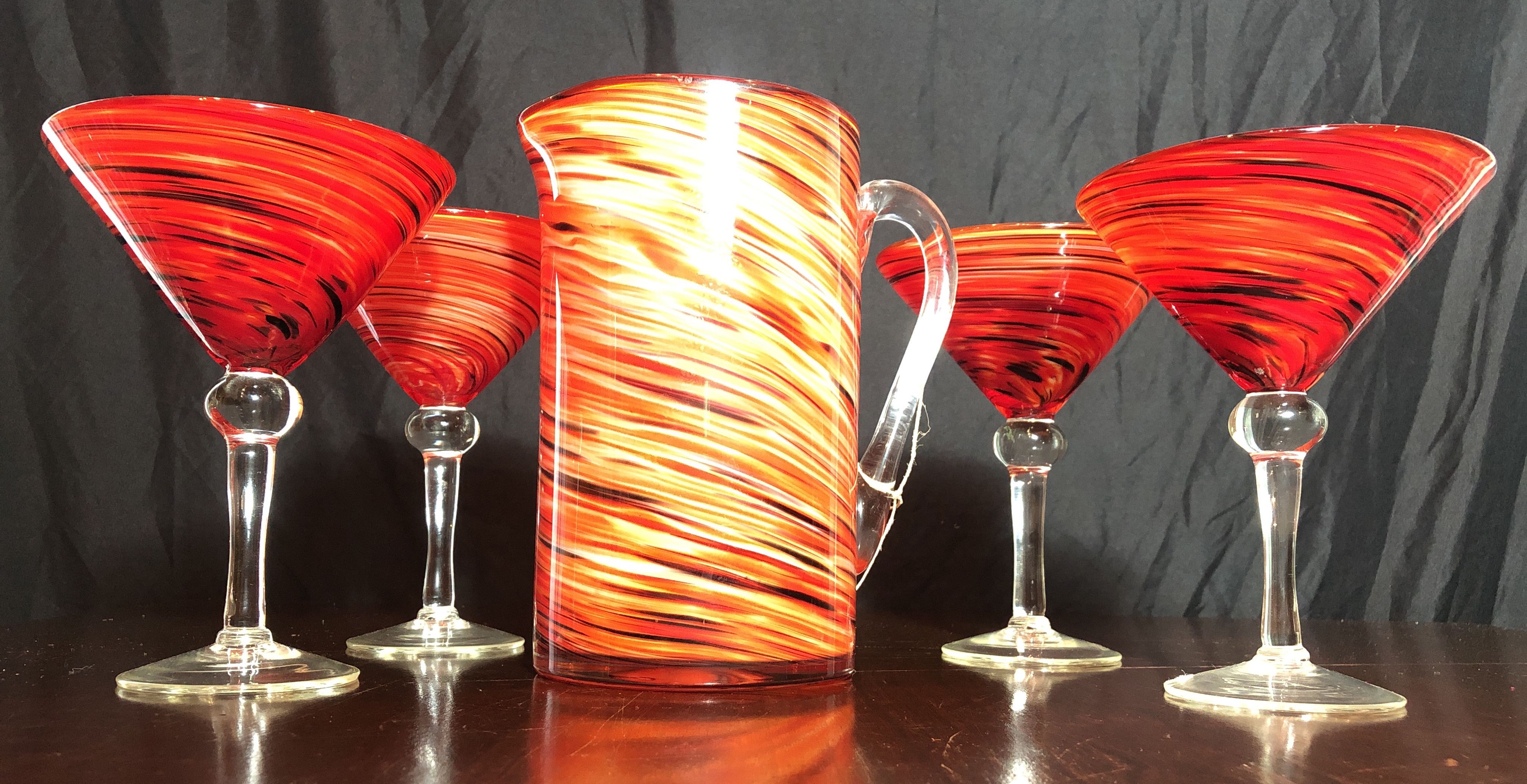 1950’s Barware Short Red Martini Glasses With Gold Leaf Accent Set Of 4