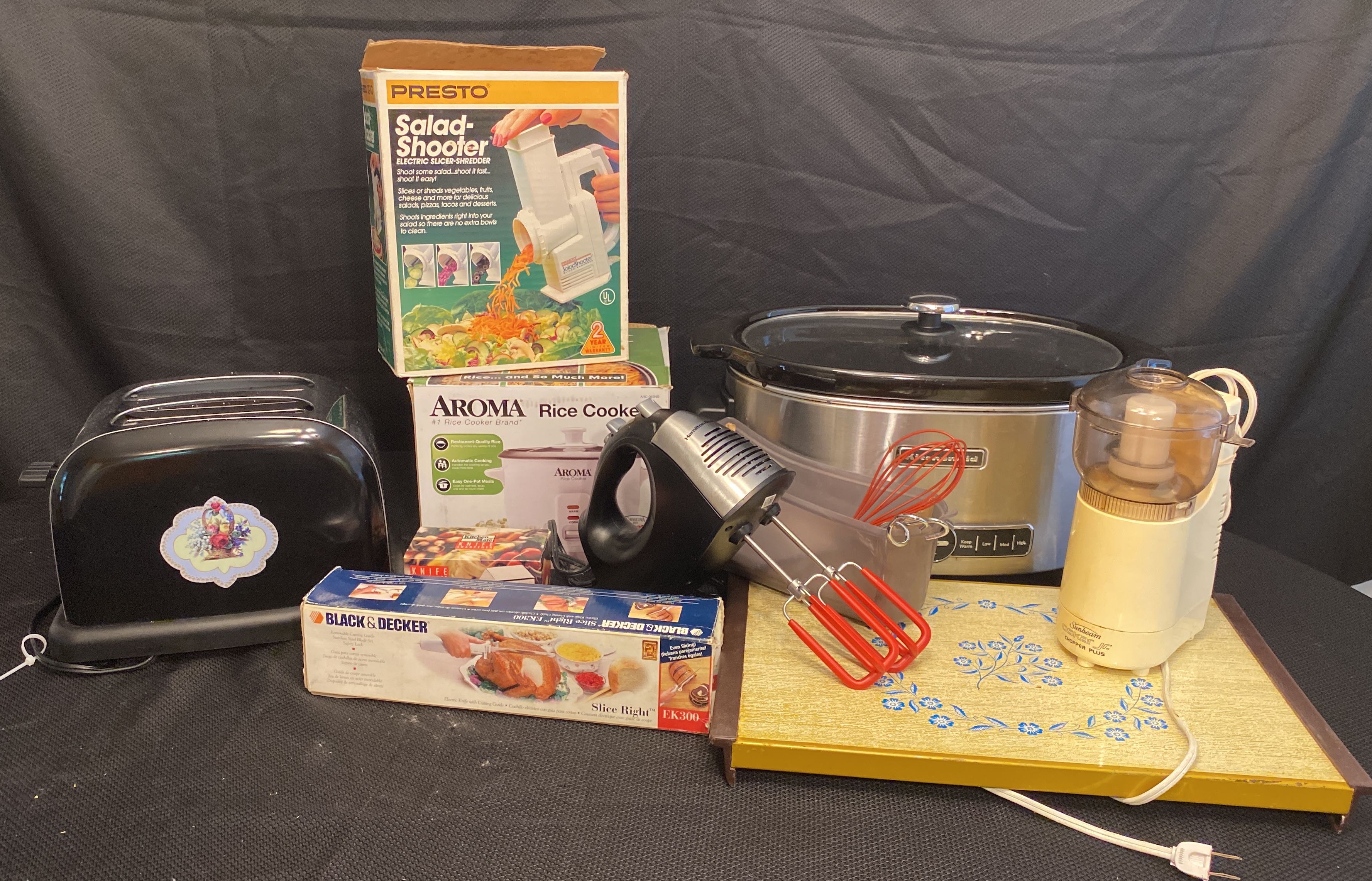 PRESTO TRAVELING SLOW COOKER IN BOX - Earl's Auction Company