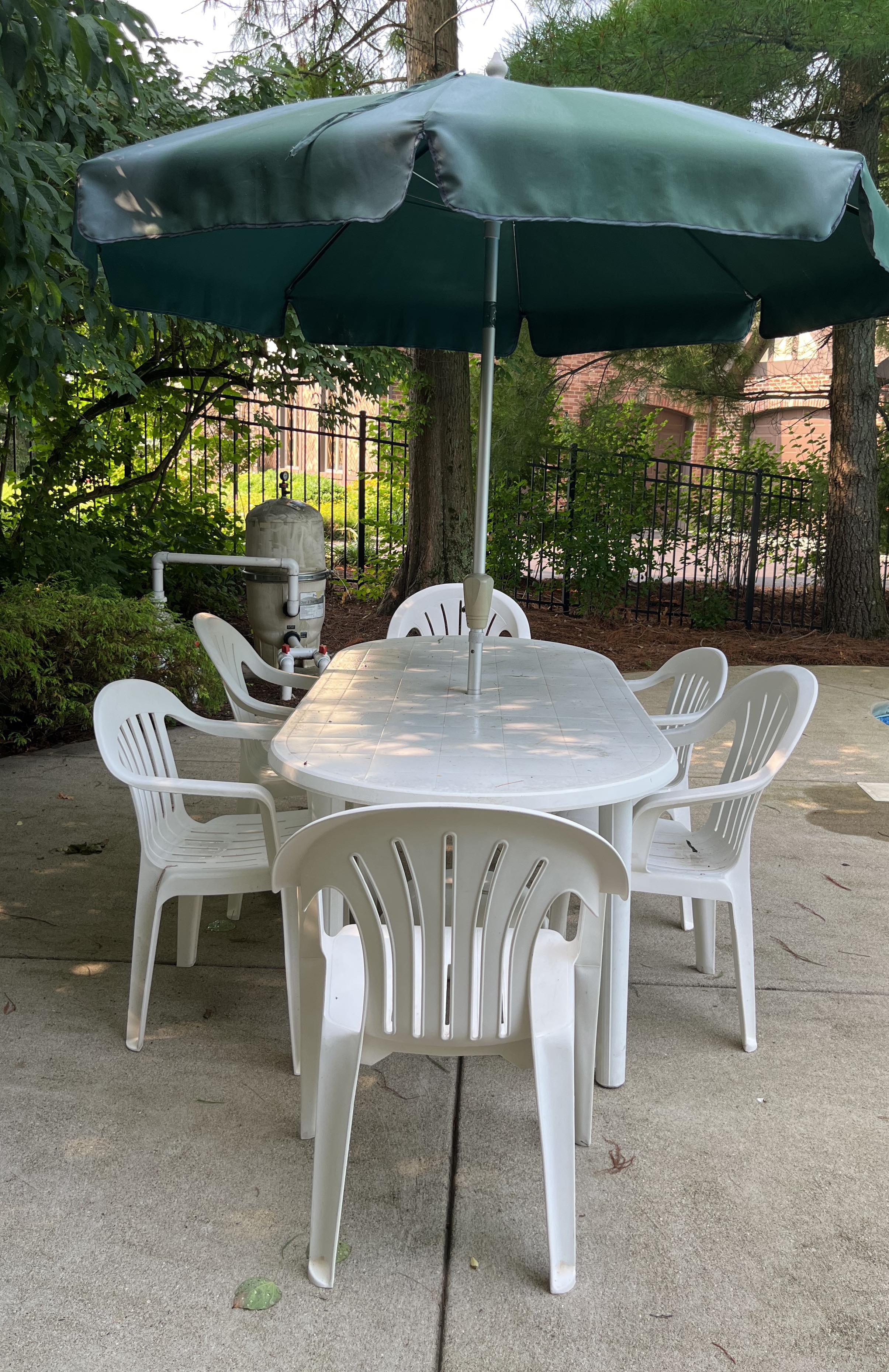 Plastic table and chairs best sale with umbrella