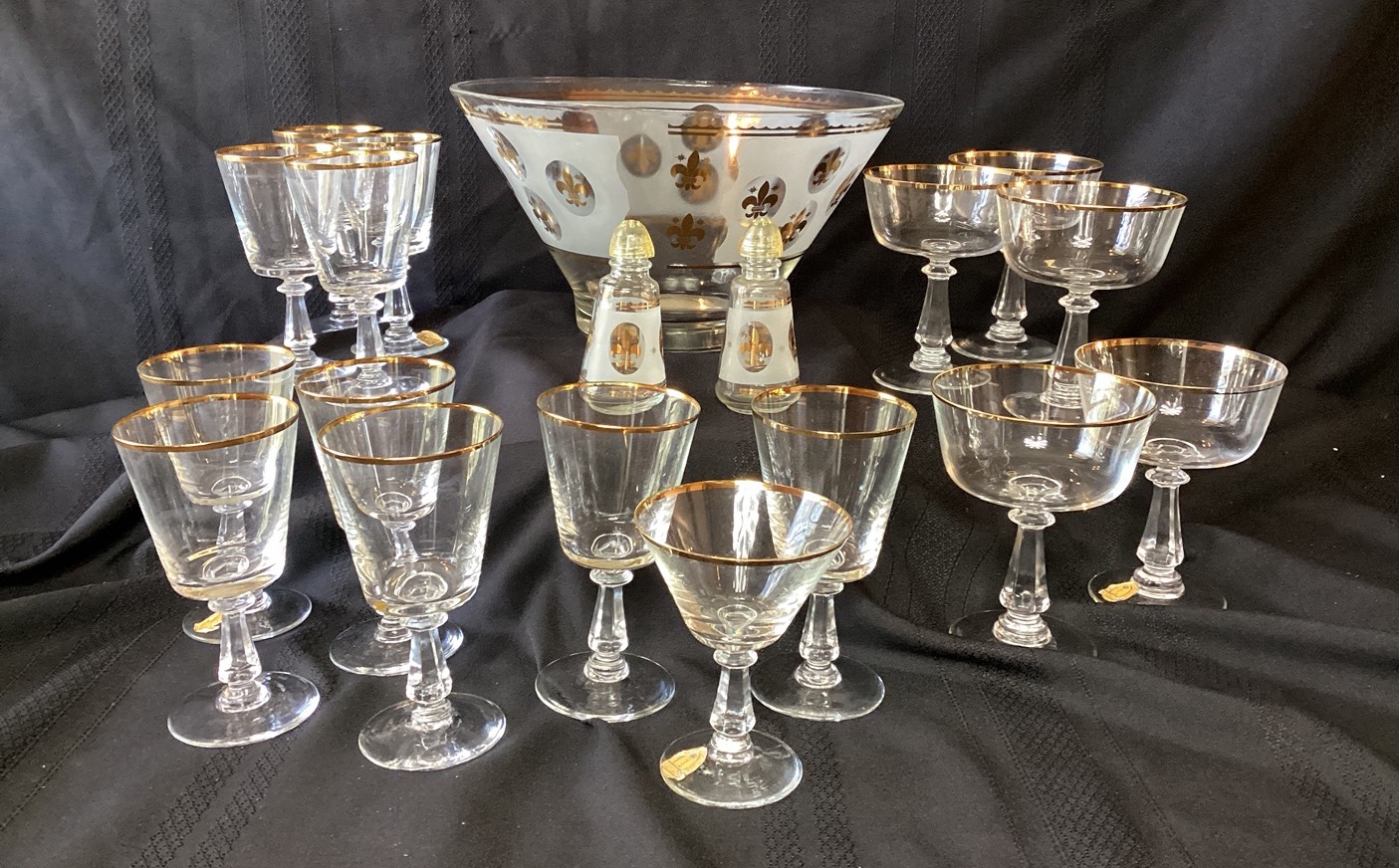 Set of 8 Mid-Century Modern Gold-Trim Drinking Glasses - Ruby Lane