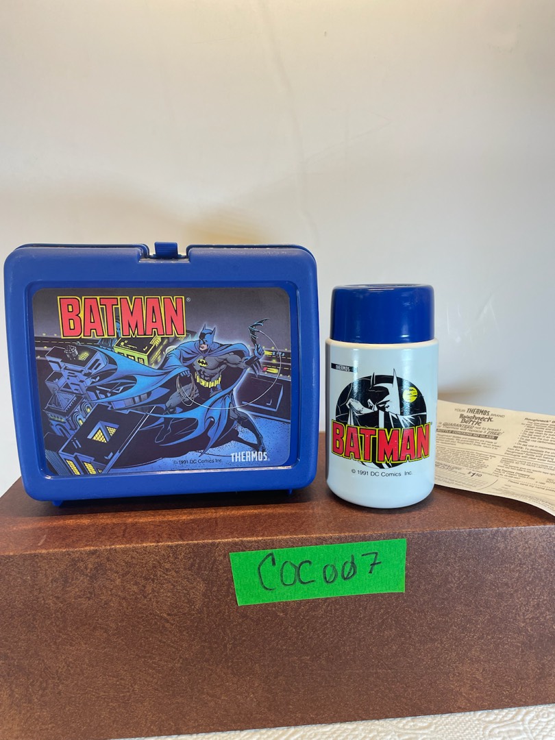 COC007-Batman-Vintage-Lunch-Box-And-Thermos