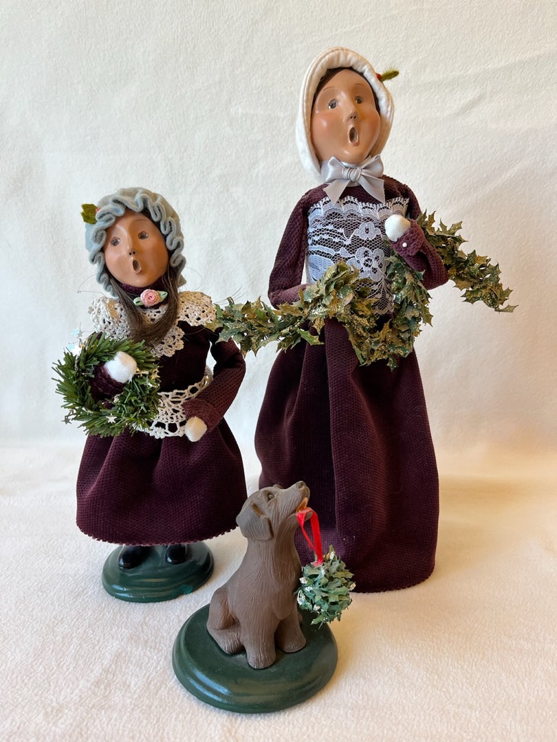 vintage byers choice carolers