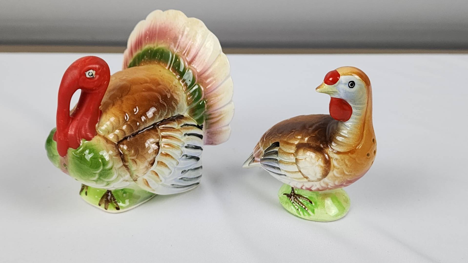 Thanksgiving salt and on sale pepper shakers