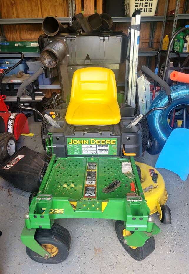 John deere 235 zero turn online mower