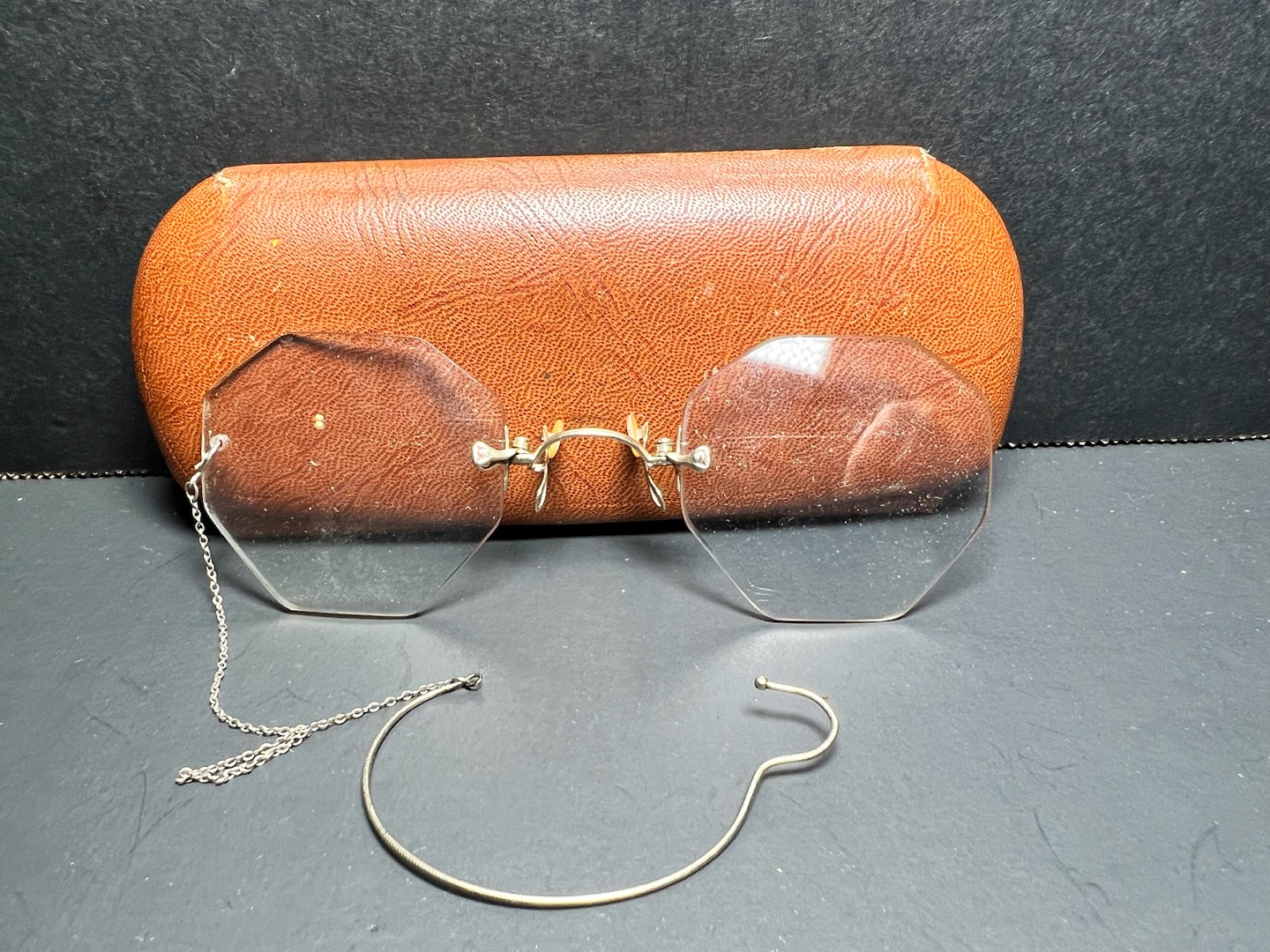 Sold at Auction: A PINCE CARD HOLDER WITH BILL CLIP BY LOUIS