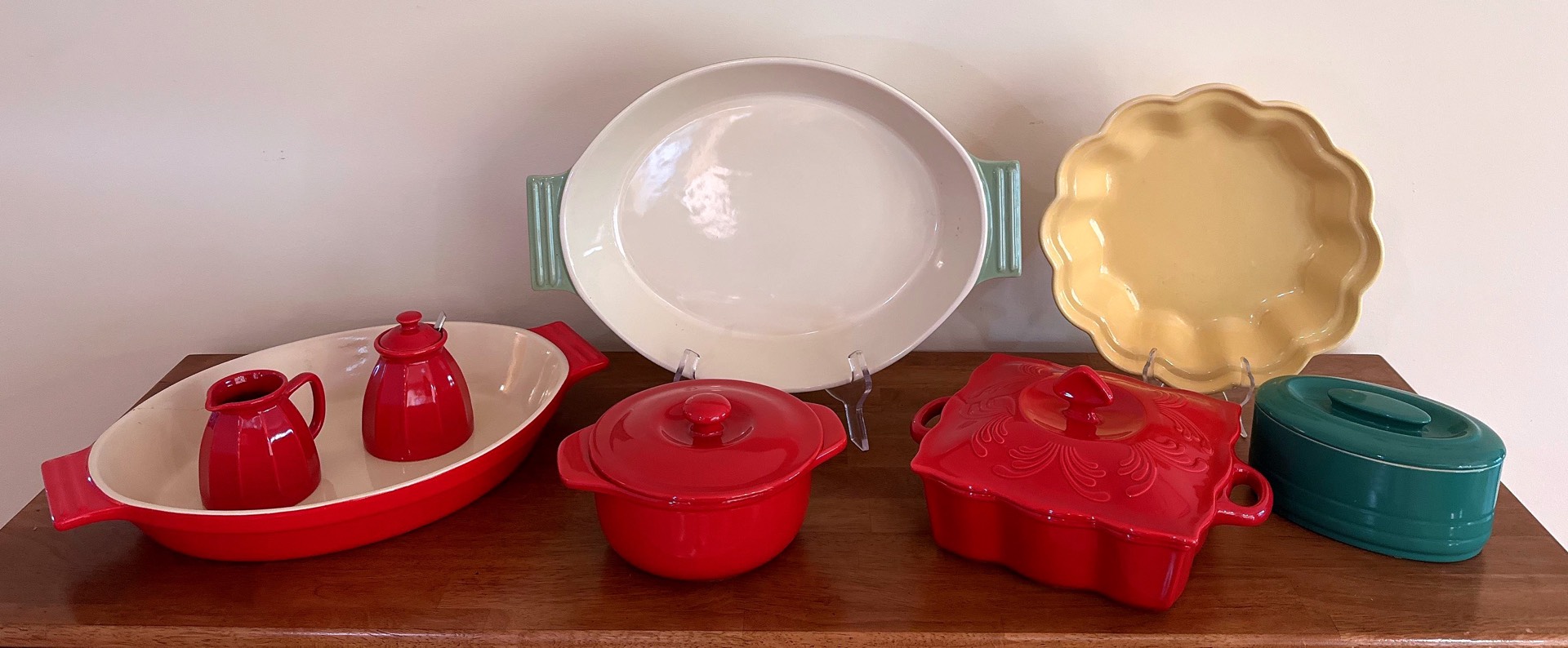 Cuisine & Co 7 Piece Red Artisan Ceramic Stoneware Bundle with 2 qt  Casserole Dish w/