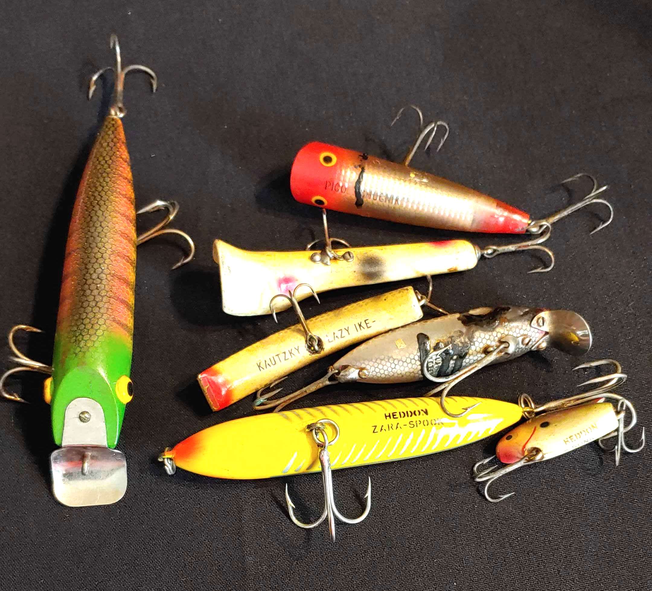 Sold at Auction: (12) Assortment of Lazy Ike Lures