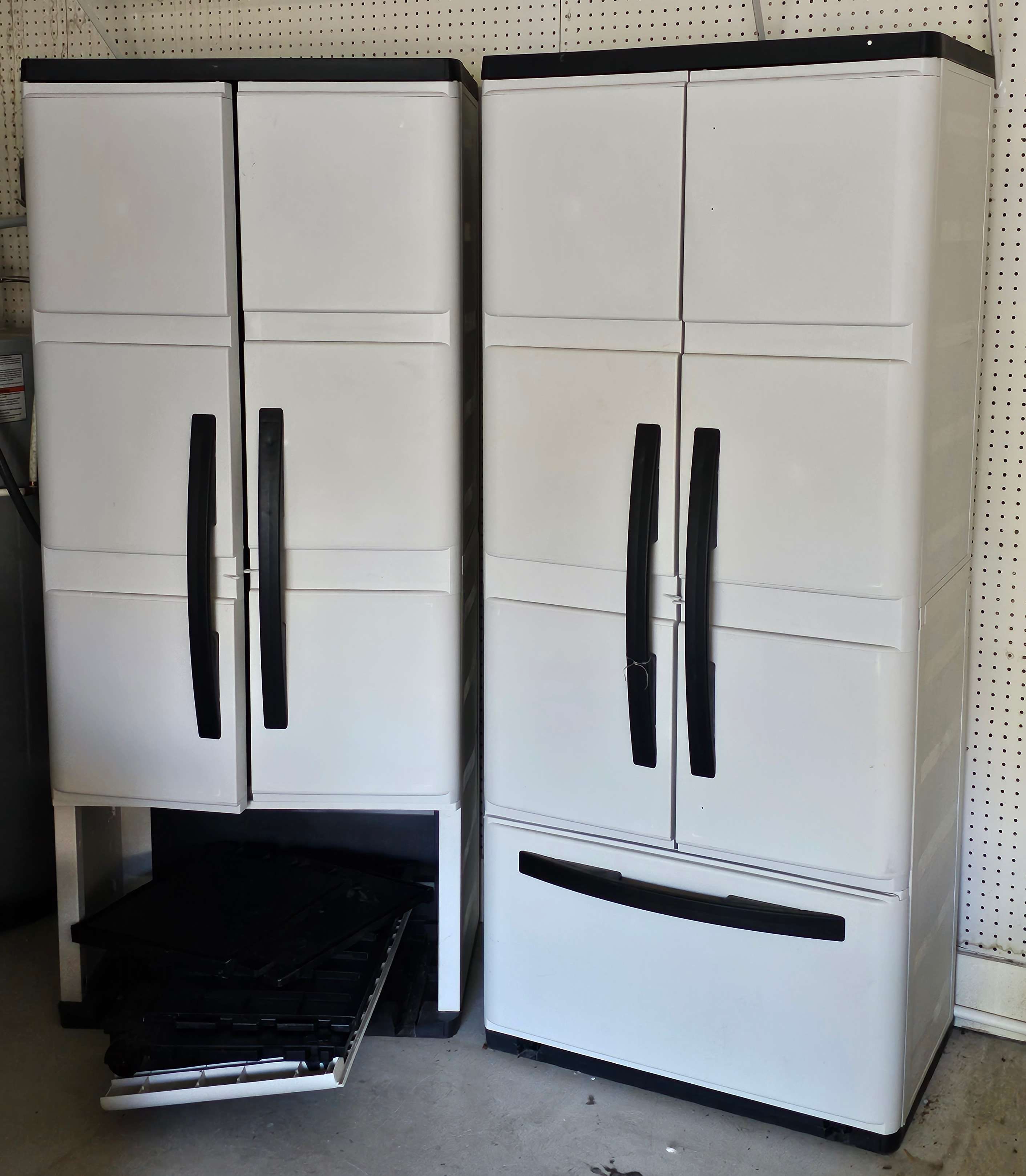 2 Drawer plastic storage unit - Northern Kentucky Auction, LLC