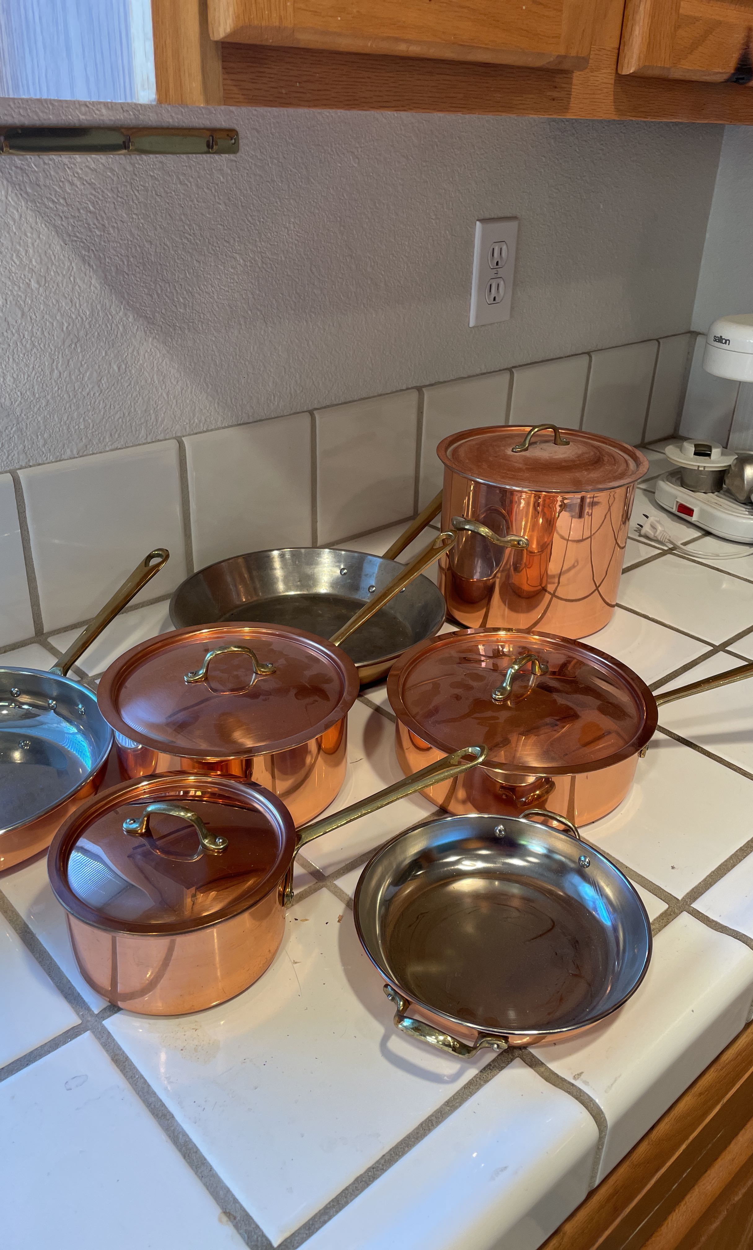 Sold at Auction: 10 Pieces Vintage Copper Cookware Including Revere