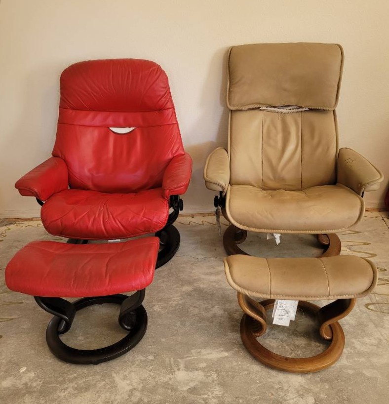 Two Stressless Chairs w Ottomans