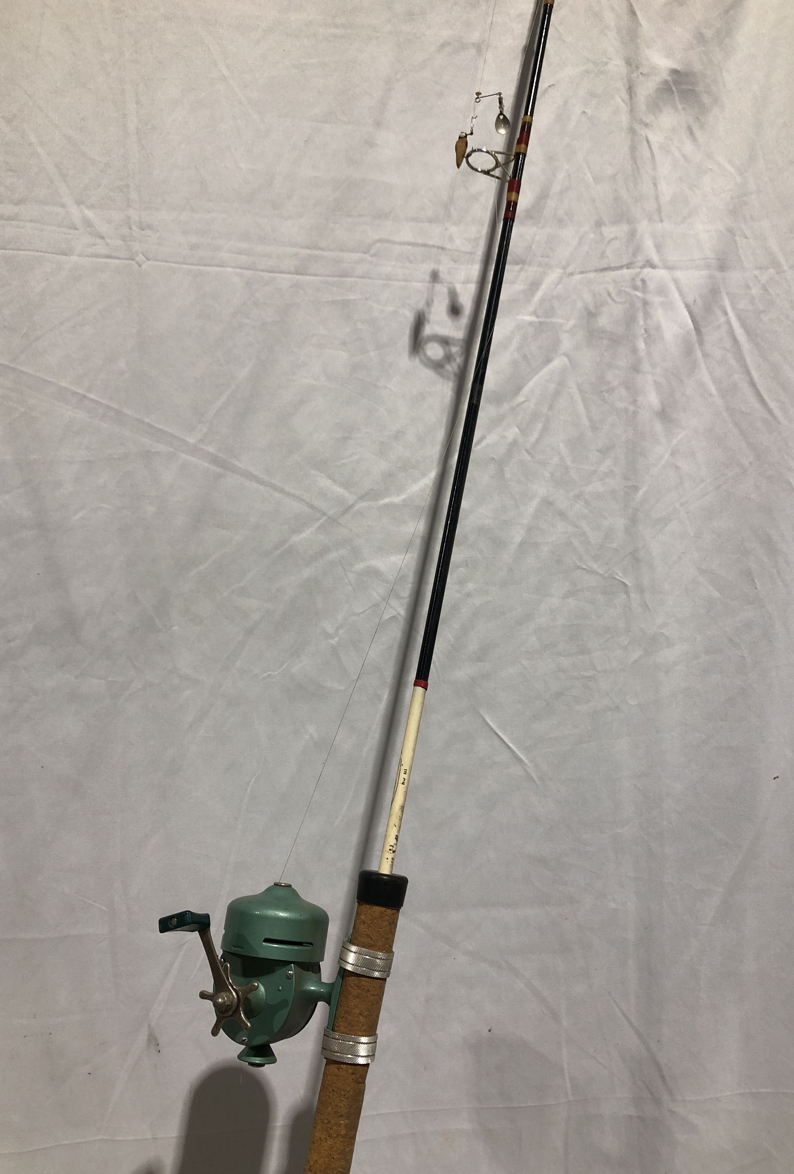 Vintage-Fishing-Reel-And-Pole-71-Works