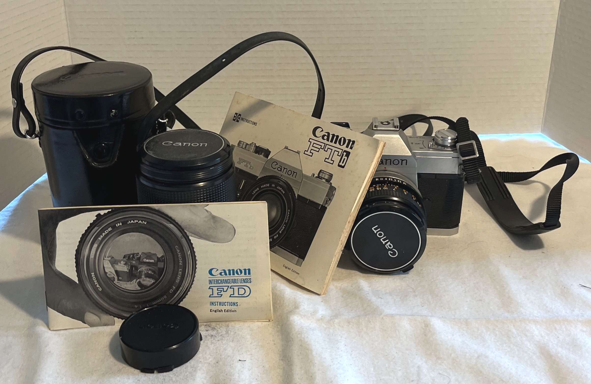 Canon-FTb-QL-With-2-Lens
