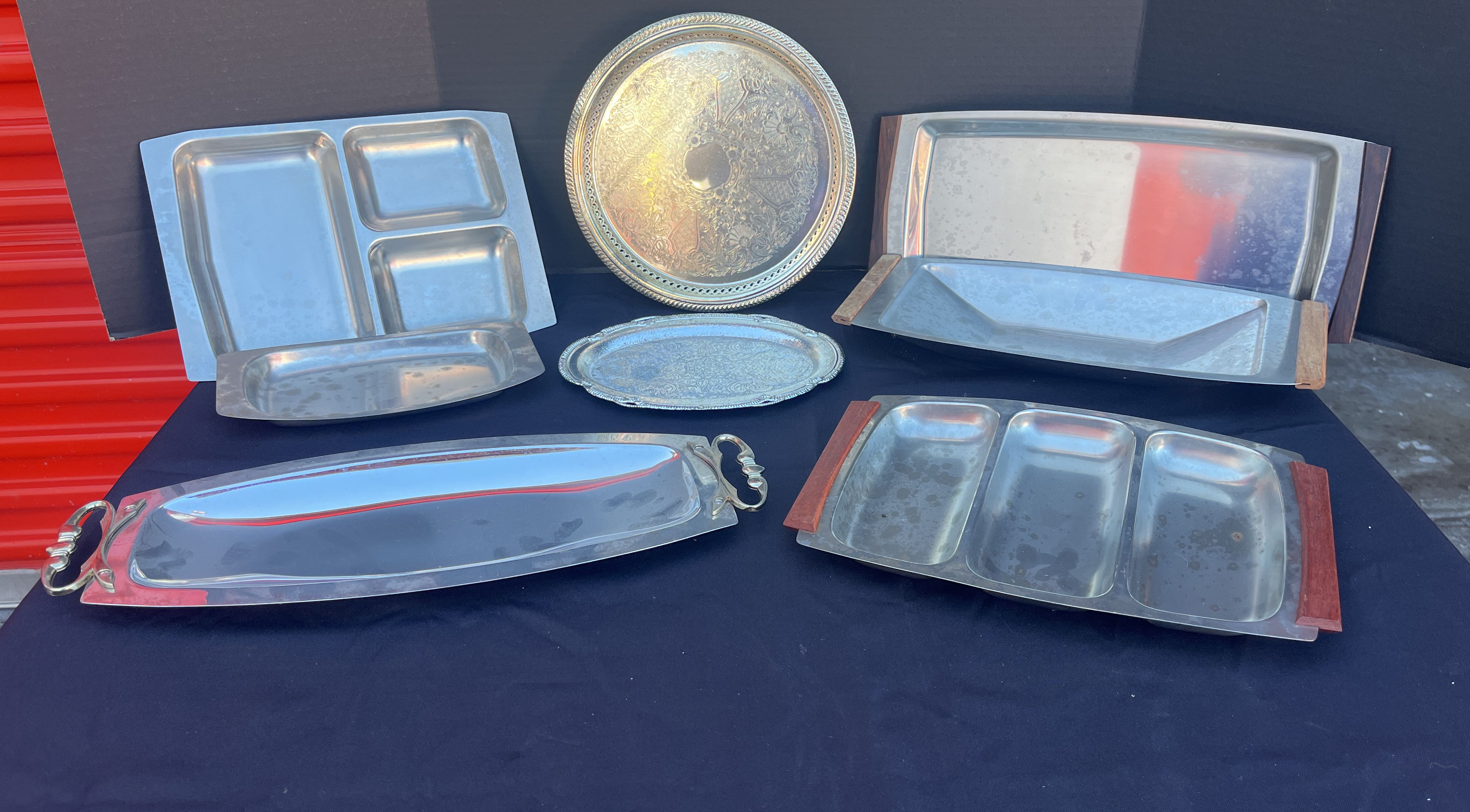 Stainless-Steel-Compartment-Trays