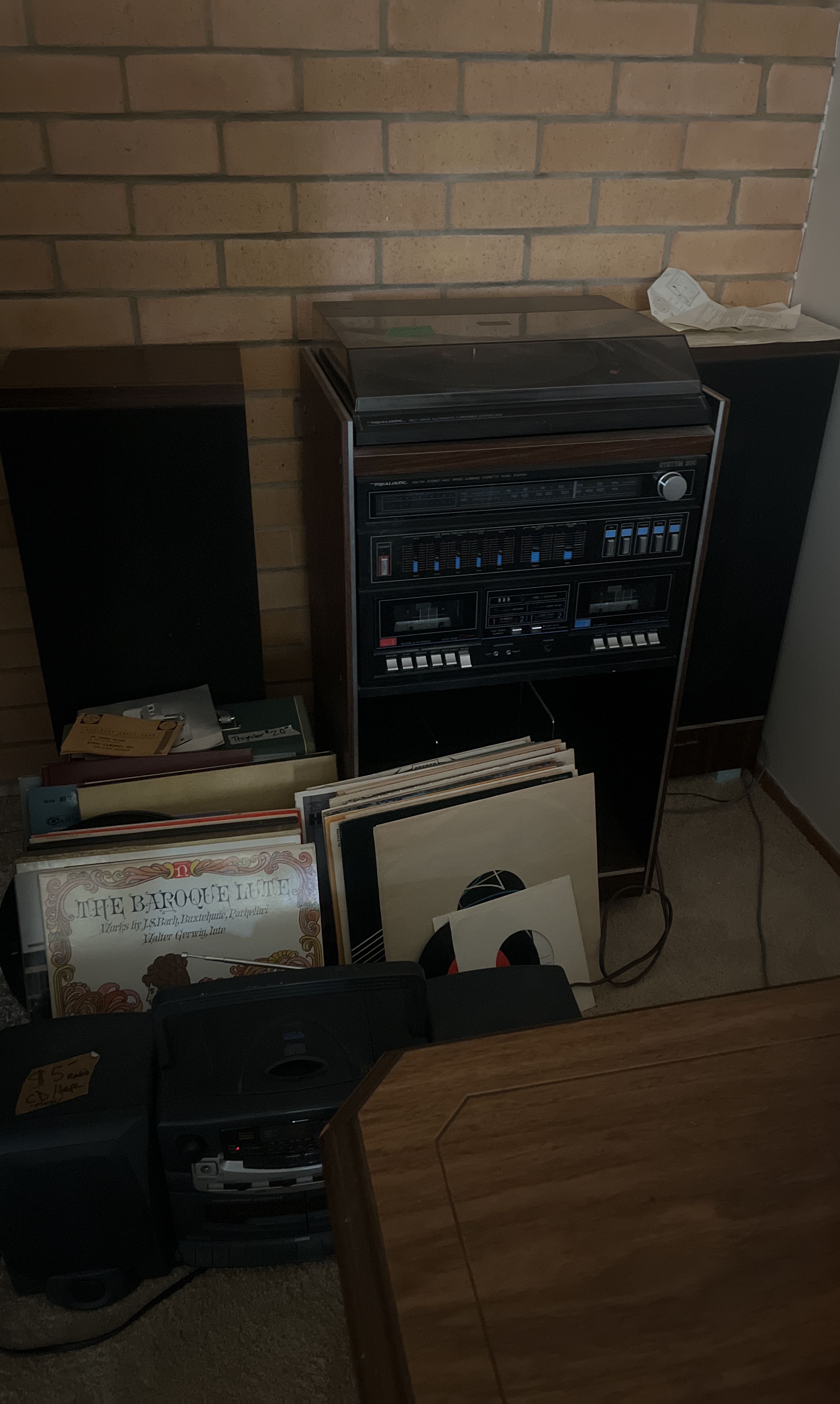 Stereo-Speaker-And-Record-Lot