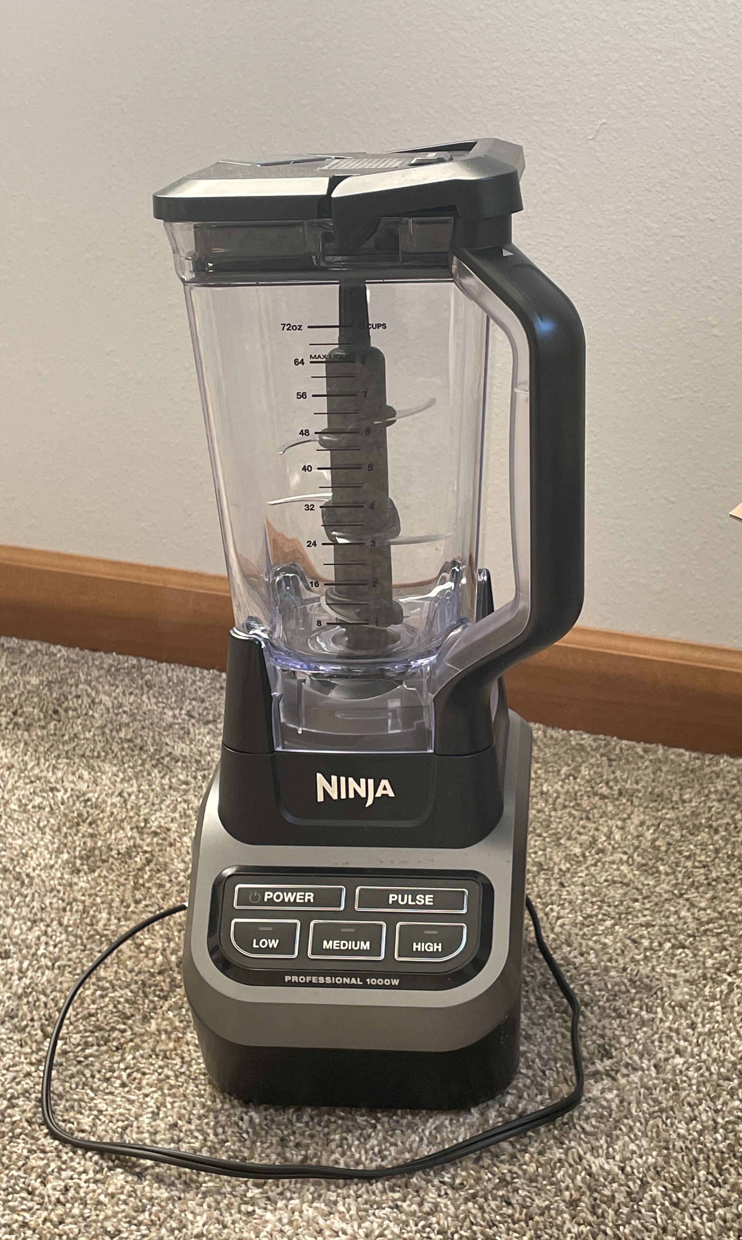 Ninja food chopper, powers on - Northern Kentucky Auction, LLC