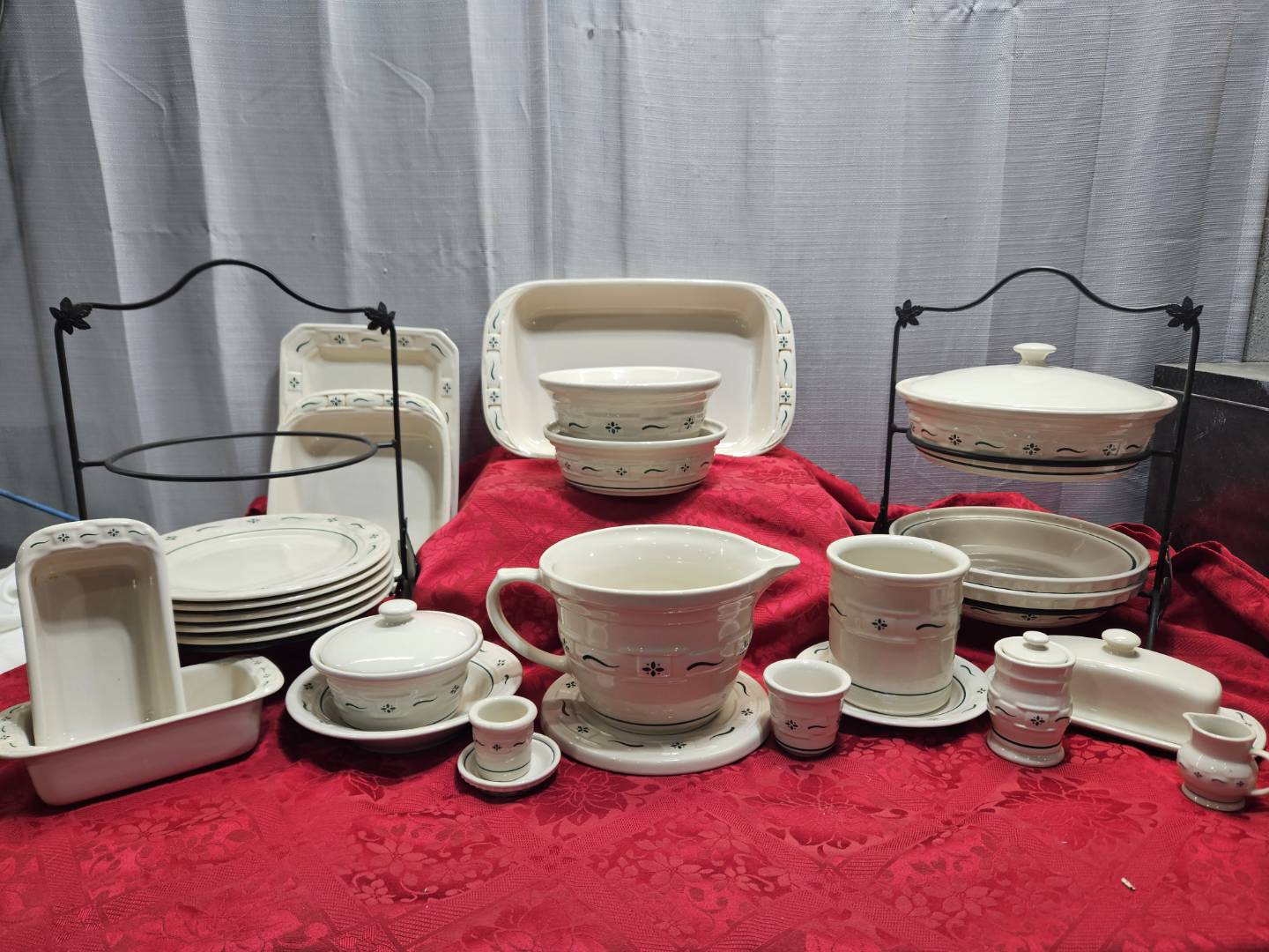 Longaberger dishes outlet set