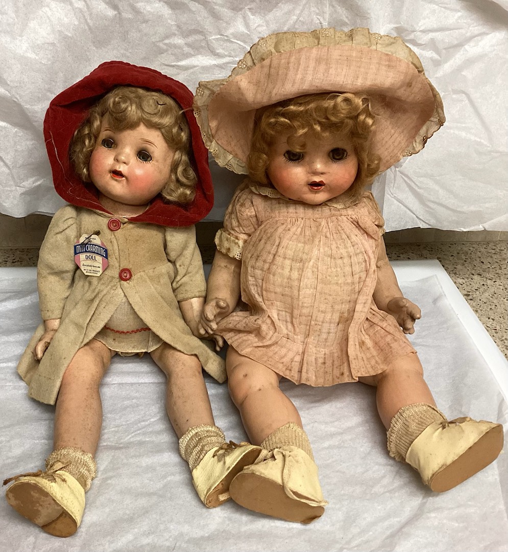 FTM206-Two-Large-Vintage-Dolls