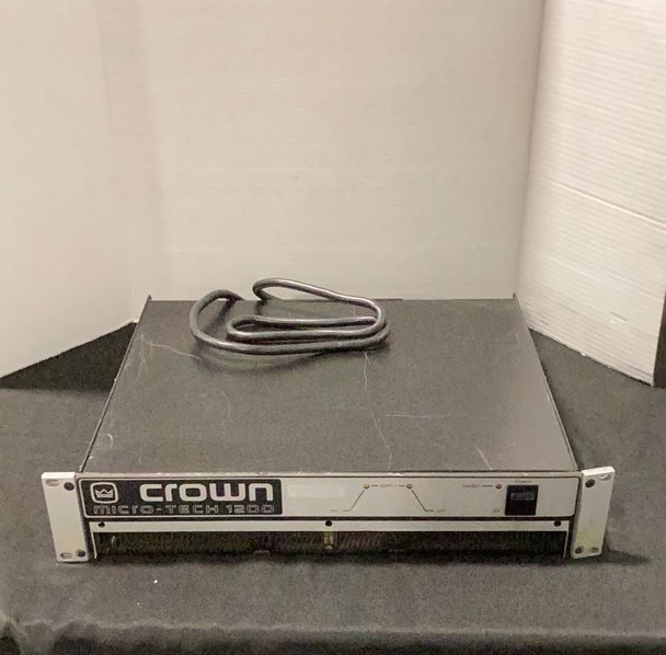 Crown-Micro-tech-1200-Amplifier-1