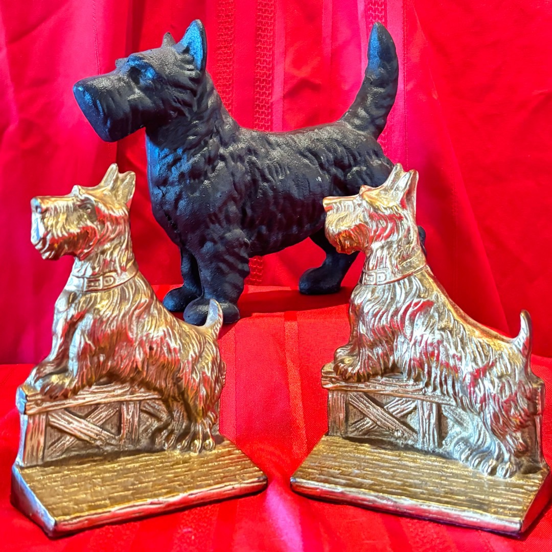 2024 Vintage Scottish Terrier bookends