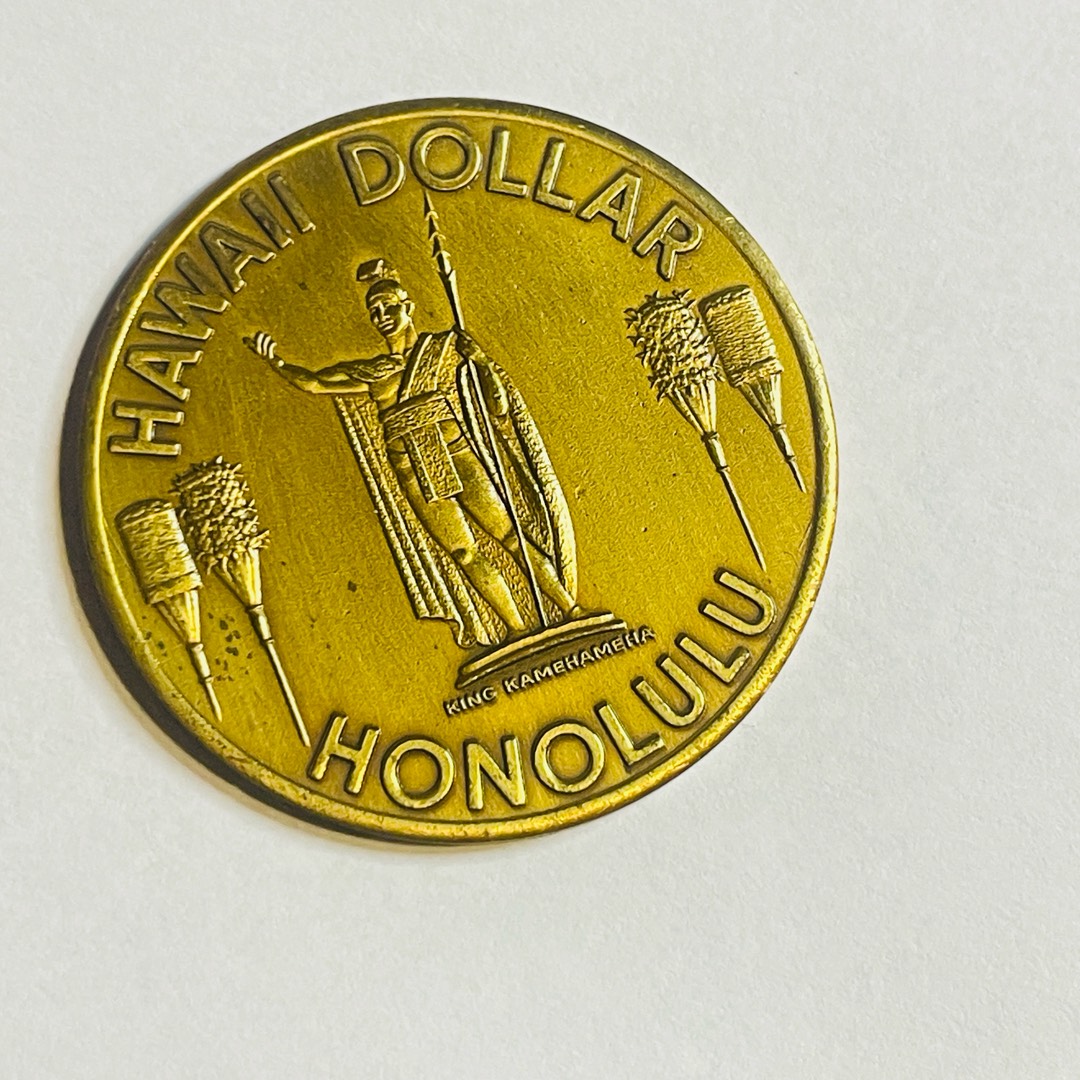 Vtg-Honolulu-Hawaii-Trade-Dollar-Aloha-from-Hawaii-Waikiki
