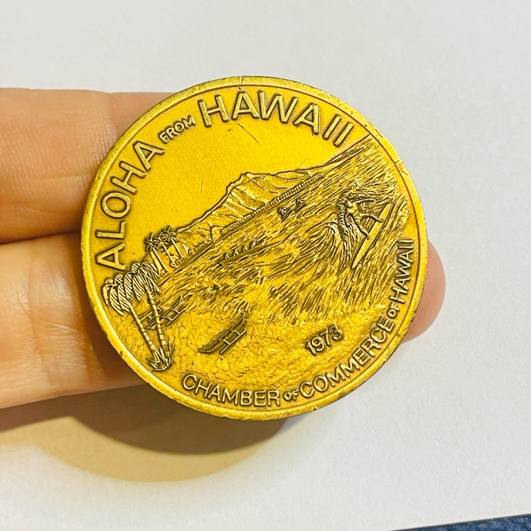 Vtg-Honolulu-Hawaii-Trade-Dollar-Aloha-from-Hawaii-Waikiki