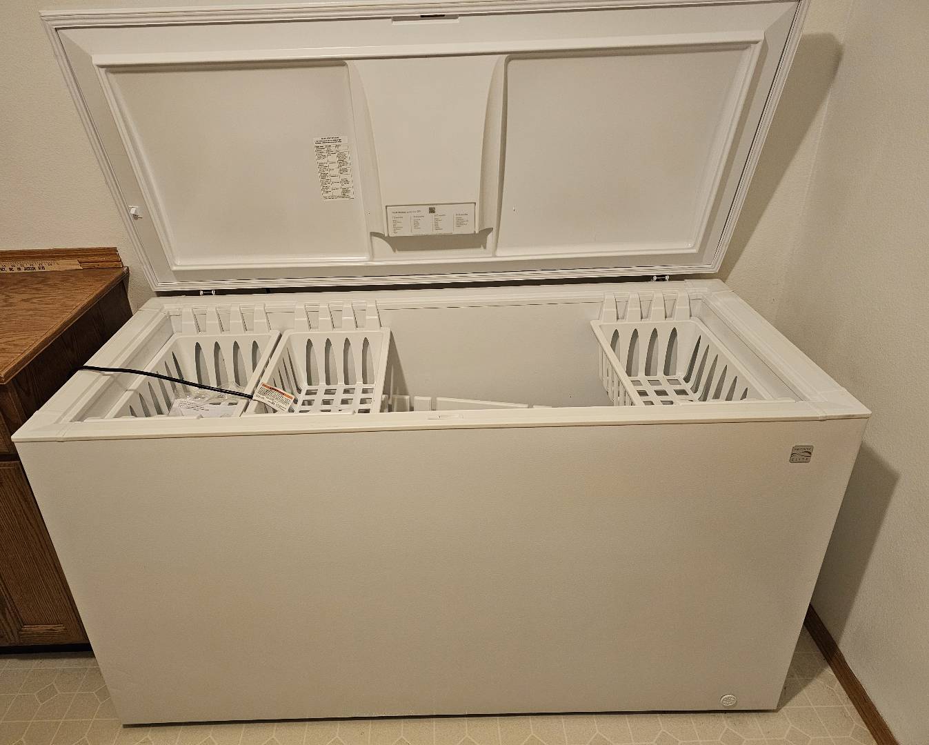 Kenmore-Chest-Freezer-Model-253-16082108