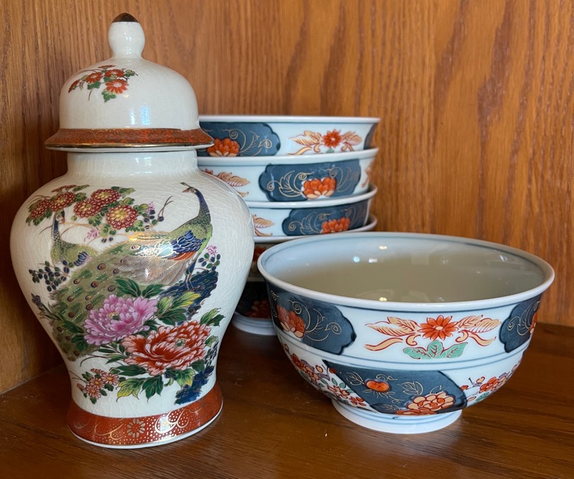 Photo of item: Porcelain Japanese Style Dishes