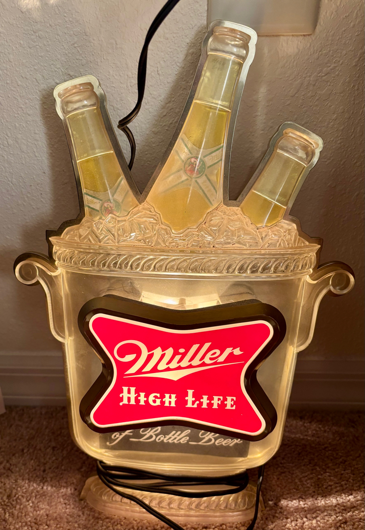 Vintage-Miller-High-Life-Beer-Light-Up-Bar-Sign