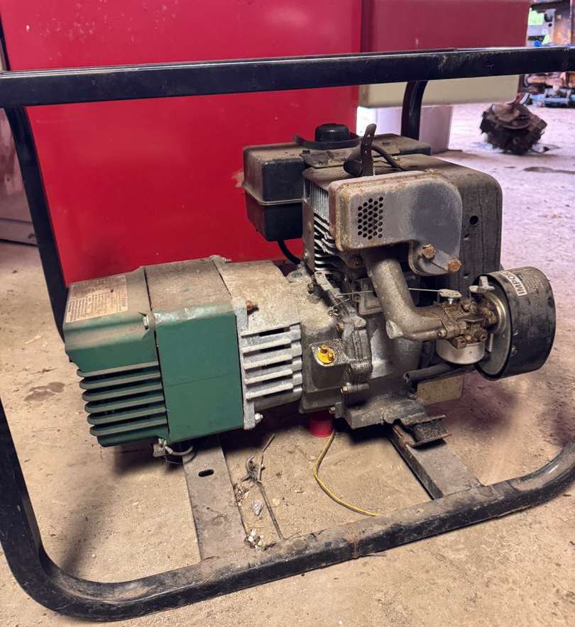 Coleman-Powermate-8HP-Portable-Generator