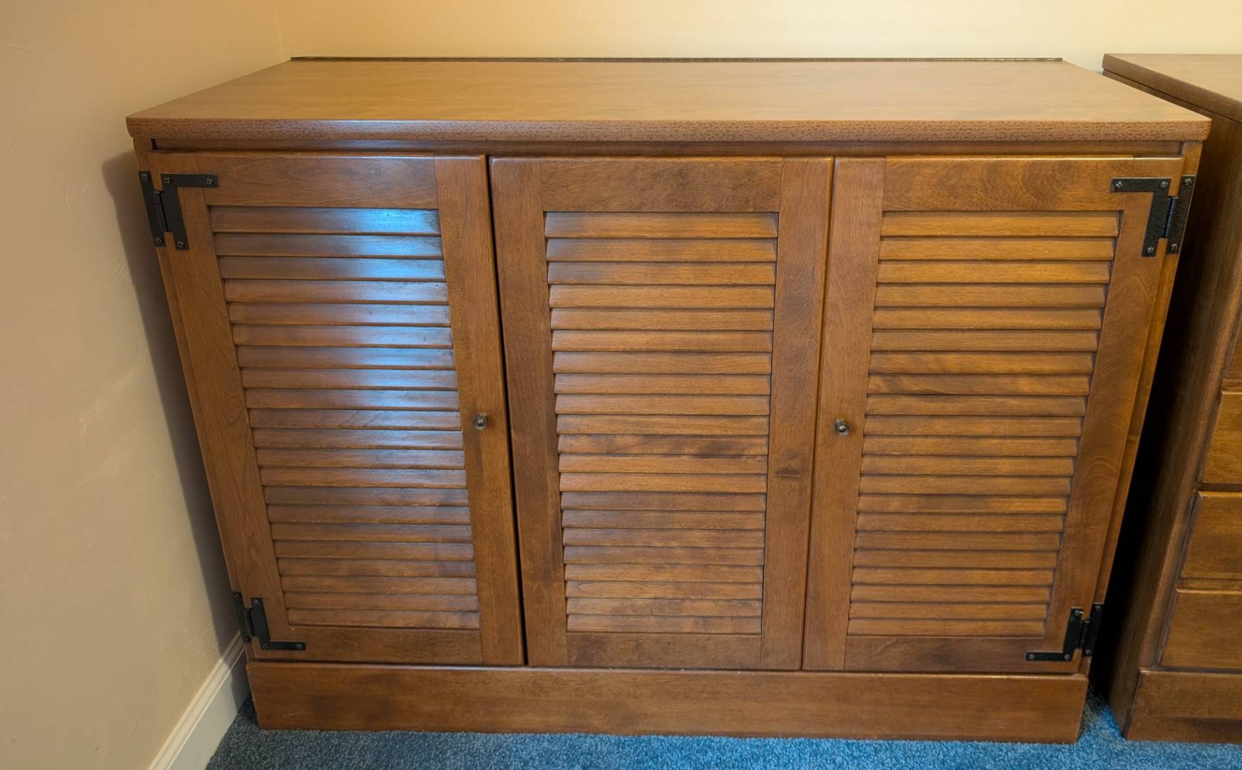 Ethan-Allen-Lift-Top-Media-Cabinet