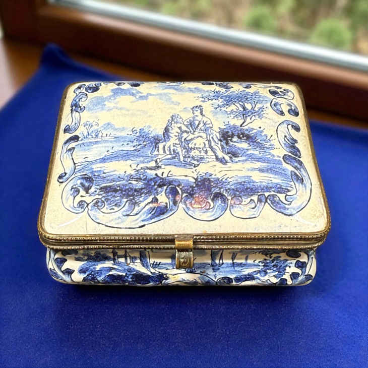 Photo of item: Meissen Augustus Rex
