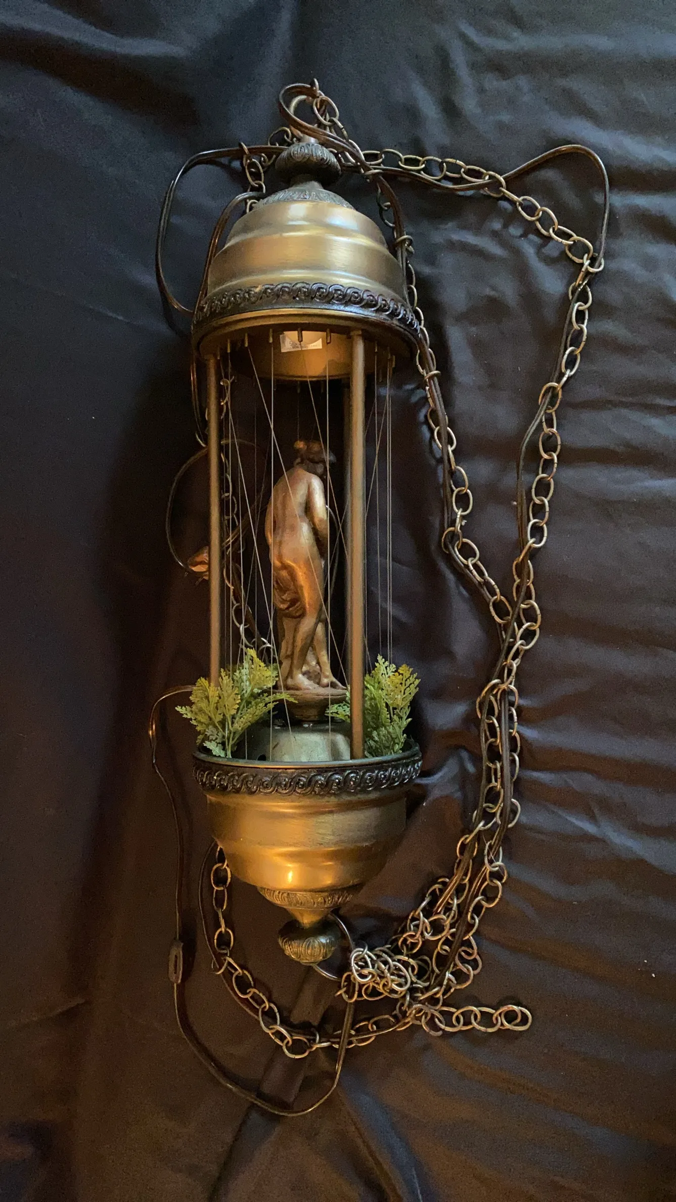 Vintage working oil rain lamp for tabletop, image size:1337x2376