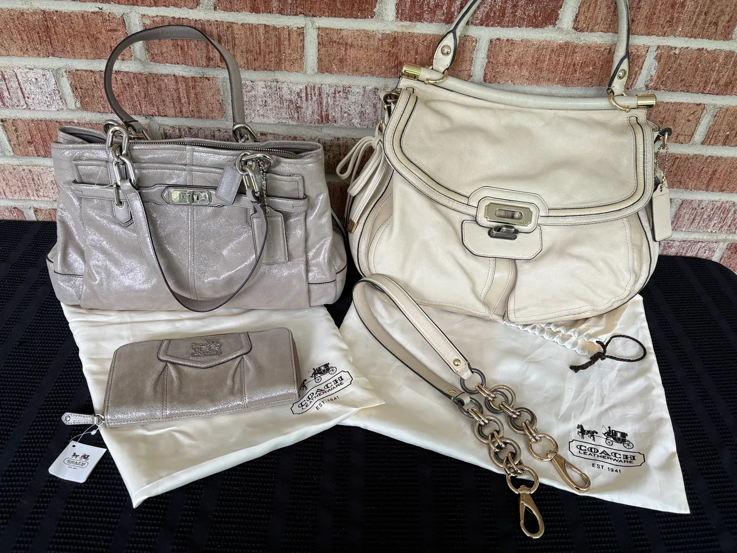 New coach purse with wallet and dust bag COACH Satchel with wallet and dust bag!! main image 2
