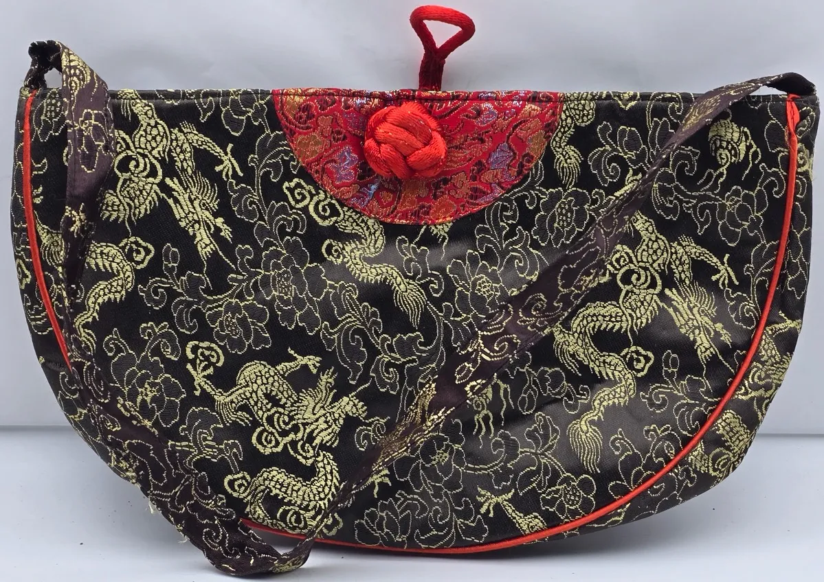 5.29 Vintage Collectibles: Bags, Jewelry, Bolo Ties, Dress Shoes