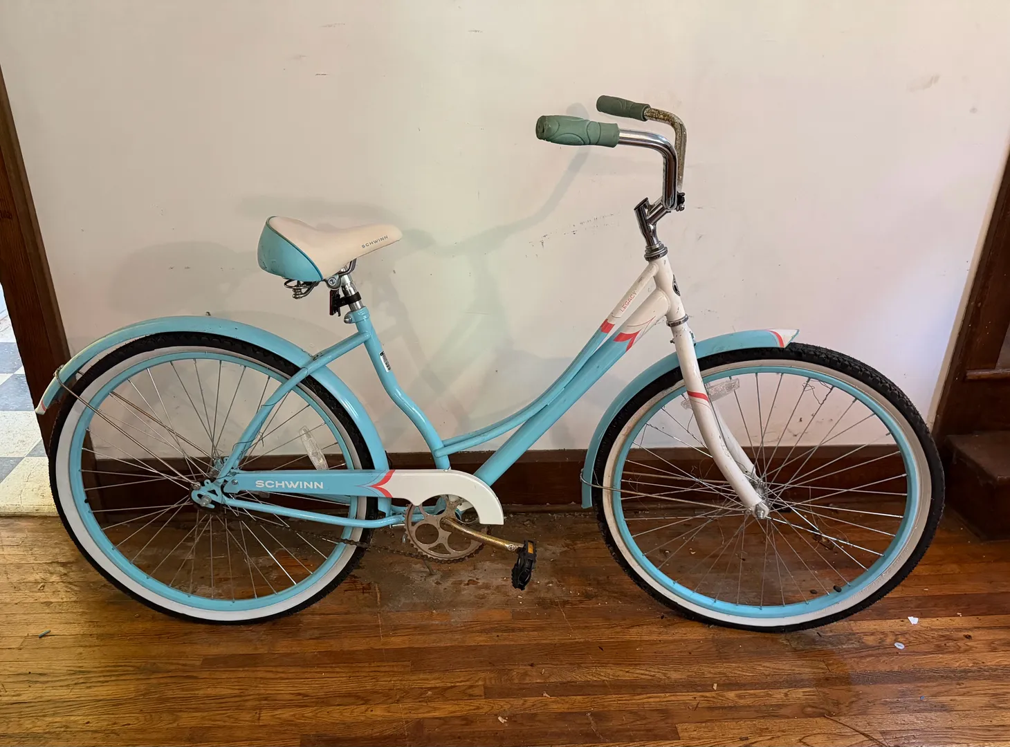 schwinn legacy bicycle 24in White / one size With comfort features Legacy 24in Schwinn