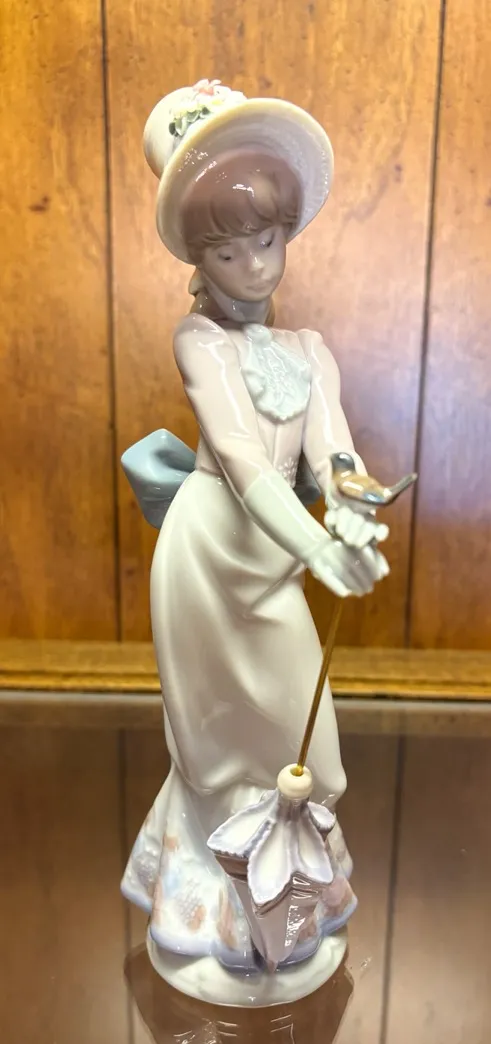 リヤドロ LLADRO 7618 ”GARDEN SONG” Lladr-Garden-Song-Porcelain-Figurine-Model-7618